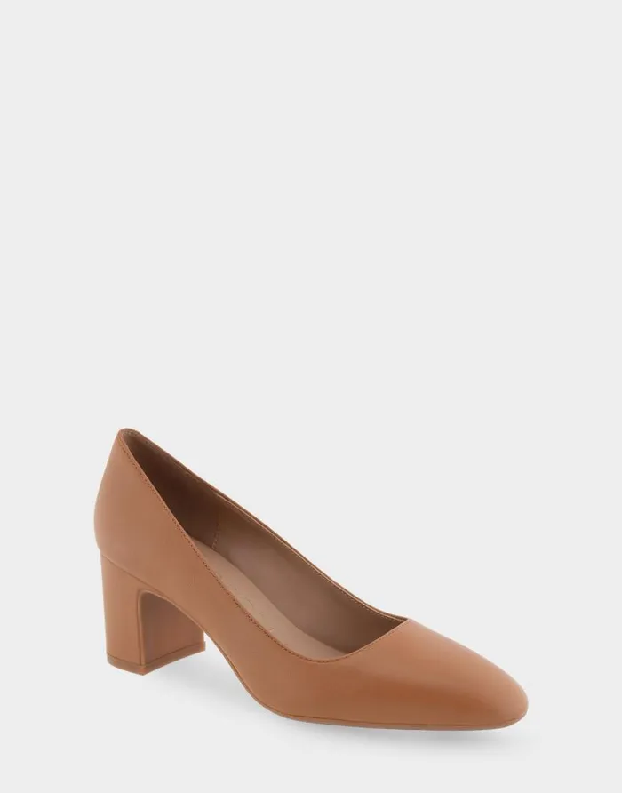 Aerosoles Comfortable Women039s Midheel Pump In Tan Leather Tan Leather Women Clogs and Mules