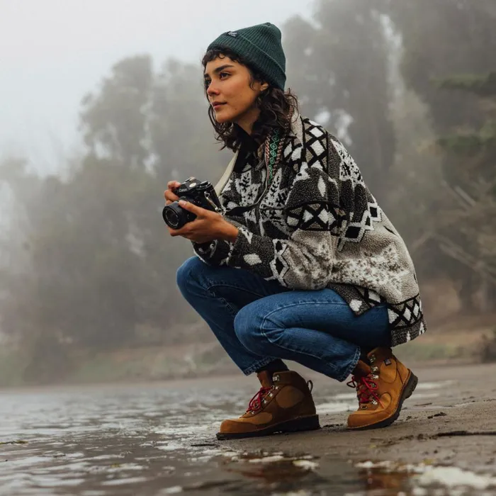 Cascade Crest Grizzly BrownRhodo Red Women Danner Boots