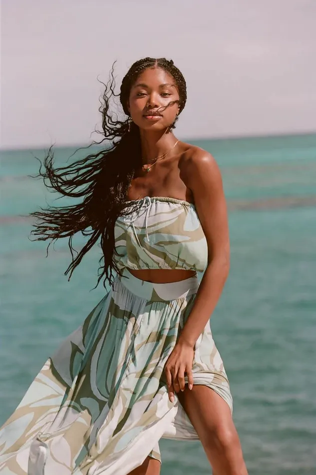 DANNY LORETA PRINT STRAPLESS CROP TOP Oil Green Women O039NEILL Collections