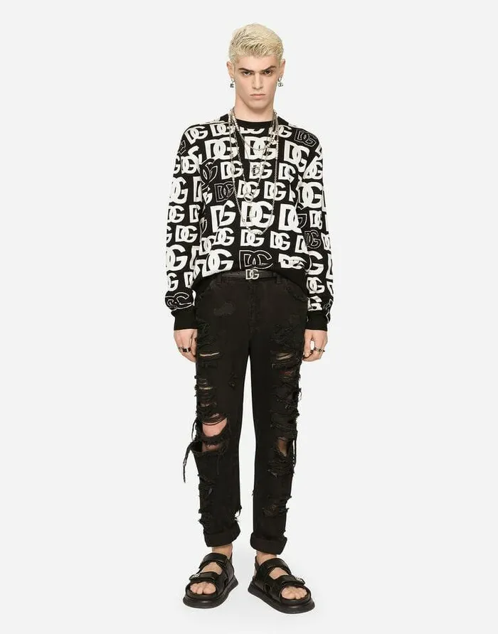 Dolce and Gabbana Sweaters And Cardigans Men Silk Jacquard Roundneck Sweater With DG Logo Multicolor Dolce and Gabbana Sweaters And Cardigans Men Silk Jacquard Roundneck Sweater With DG Logo Multicolor