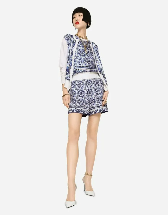 Dolce and Gabbana Sweaters And Cardigans Women Sleeveless Silk And Twill Sweater With Majolica Print Multicolor Dolce and Gabbana Sweaters And Cardigans Women Sleeveless Silk And Twill Sweater With Majolica Print Multicolor