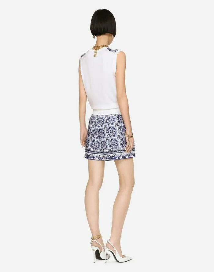 Dolce and Gabbana Sweaters And Cardigans Women Sleeveless Silk And Twill Sweater With Majolica Print Multicolor Dolce and Gabbana Sweaters And Cardigans Women Sleeveless Silk And Twill Sweater With Majolica Print Multicolor