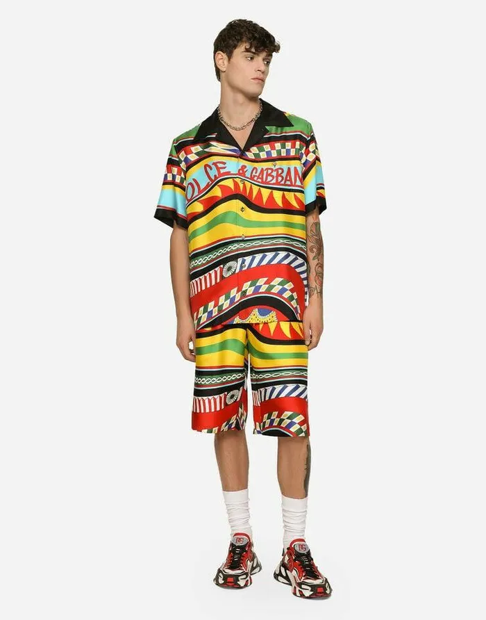 Dolce and Gabbana Trousers And Shorts Men Silk Twill Jogging Shorts With Carretto Print Multicolor Dolce and Gabbana Trousers And Shorts Men Silk Twill Jogging Shorts With Carretto Print Multicolor