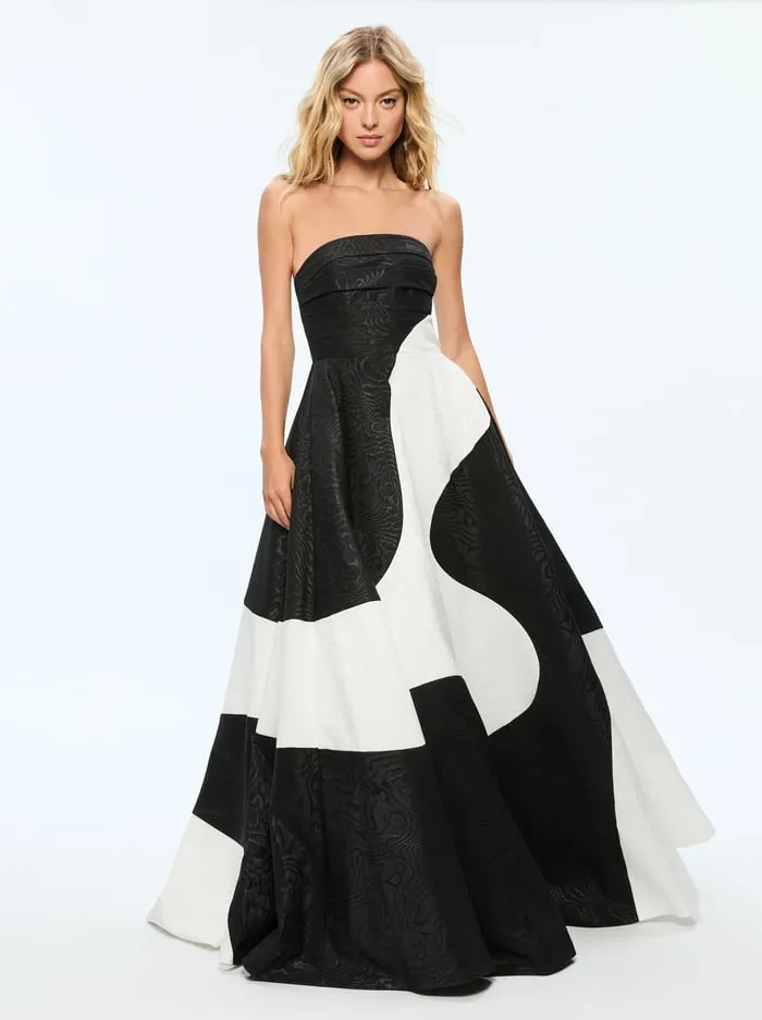 Dresses Women Alice Olivia Bridgette Maxi Gown Blackoff White