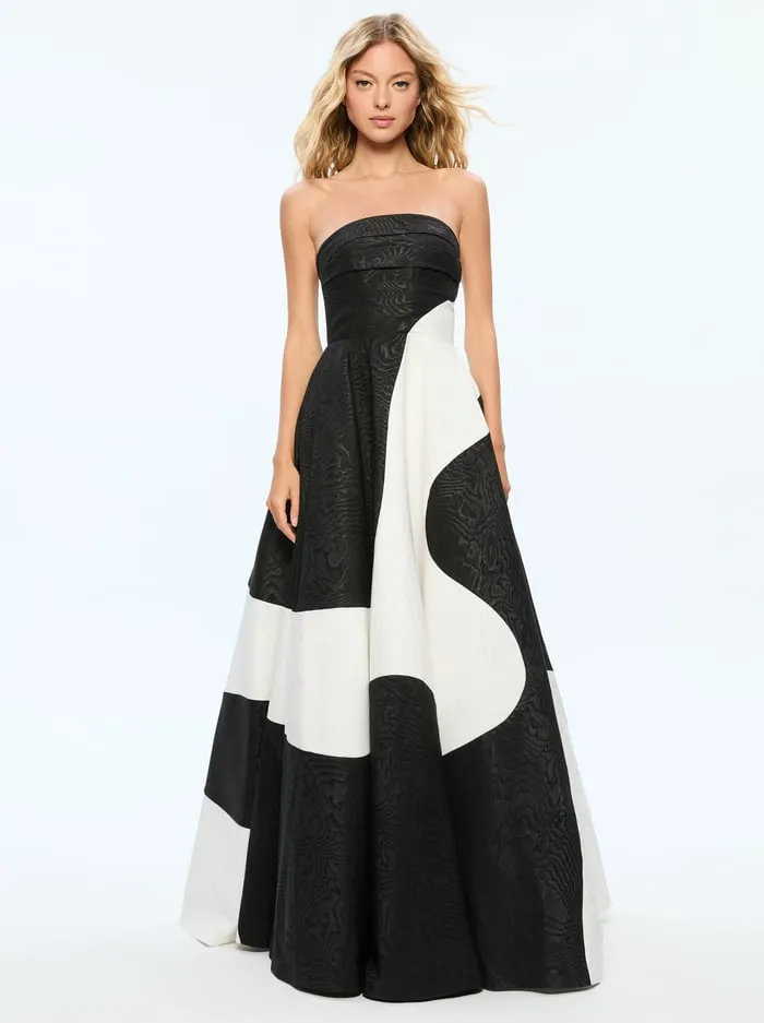 Dresses Women Alice Olivia Bridgette Maxi Gown Blackoff White