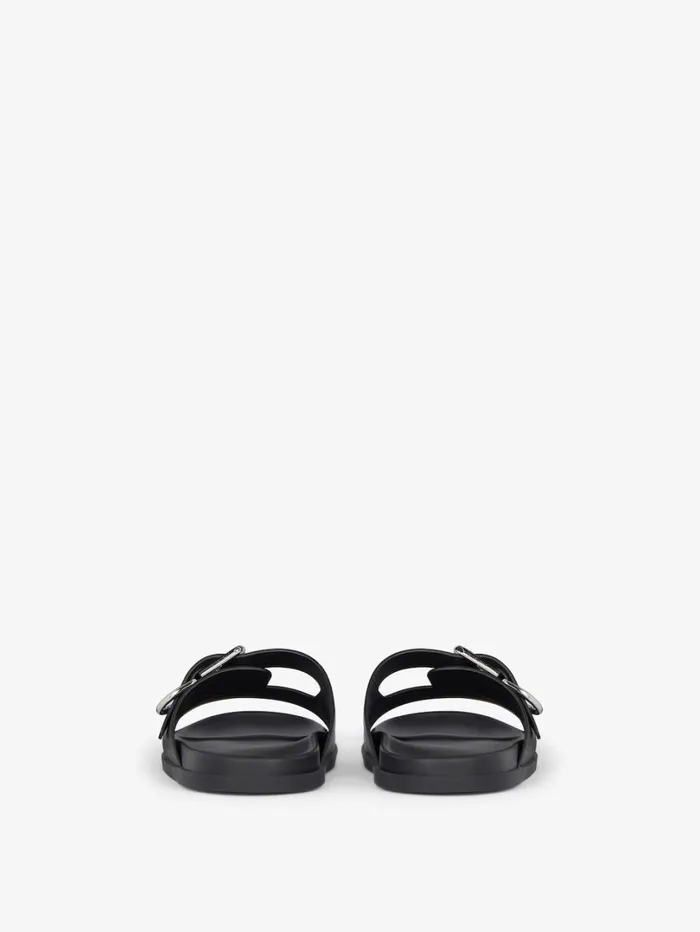 Givenchy Voyou Flat Sandals In Grained Leather Black Men Slides and Sandals Givenchy Voyou Flat Sandals In Grained Leather Black Men Slides and Sandals