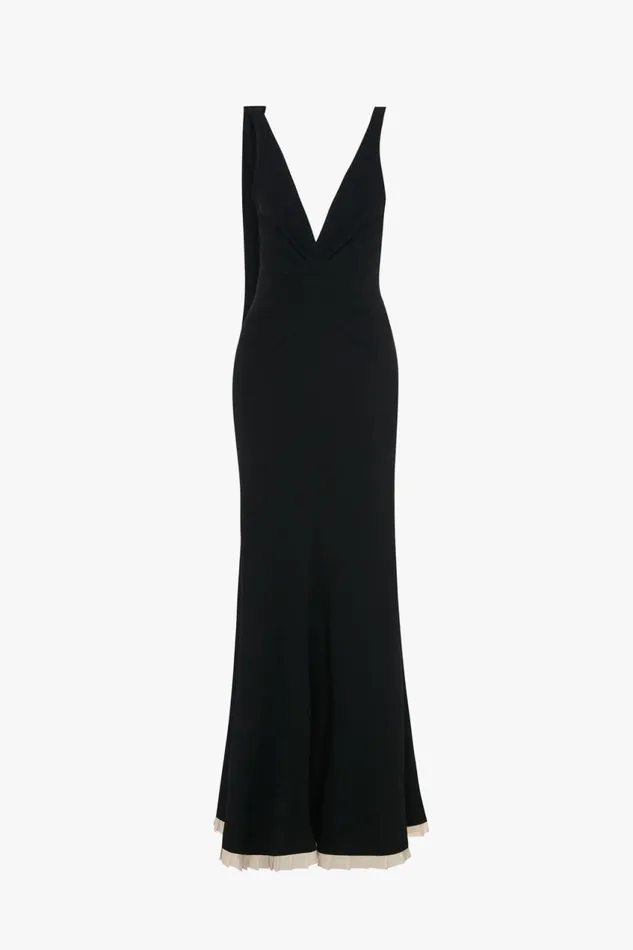 Gowns Women Victoria Beckham VNeck Gathered Waist FloorLength Gown In Black Gowns Women Victoria Beckham VNeck Gathered Waist FloorLength Gown In Black