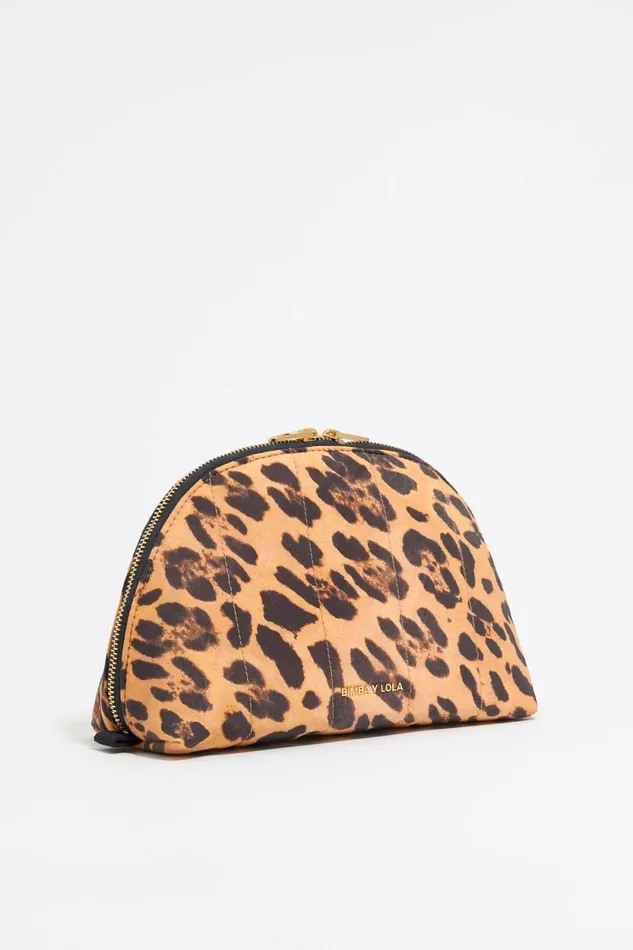 Large Leopard Nylon Halfmoon Makeup Case Leopard Natural Women Bimba Y Lola Vanity Pouches Large Leopard Nylon Halfmoon Makeup Case Leopard Natural Women Bimba Y Lola Vanity Pouches
