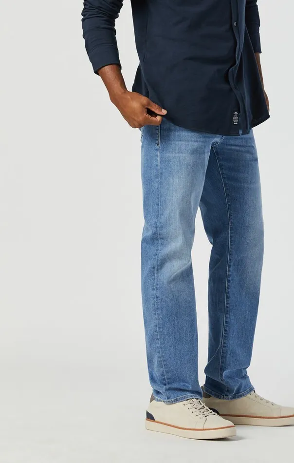 Matt Relaxed Straight Leg In Light Brushed Williamsburg Men Mavi Jeans Denim Matt Relaxed Straight Leg In Light Brushed Williamsburg Men Mavi Jeans Denim