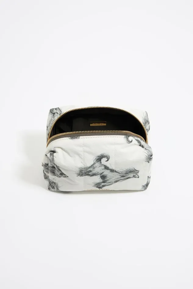 Medium Gray Pencil Greyhound Print Nylon Makeup Case Galgo Lapiz Grey Women Bimba Y Lola Vanity Pouches Medium Gray Pencil Greyhound Print Nylon Makeup Case Galgo Lapiz Grey Women Bimba Y Lola Vanity Pouches