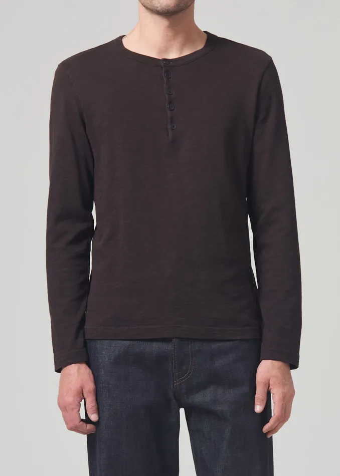 Men Shirts Citizens Of Humanity Classic Henley In Barrister