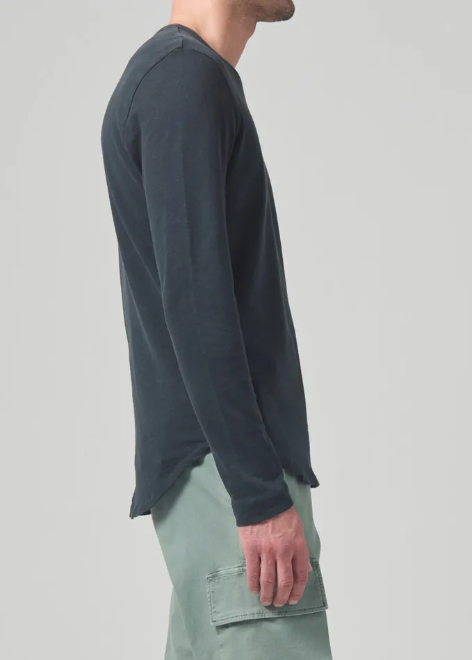 Men Shirts Citizens Of Humanity Olympus Crewneck In Charred Cedar