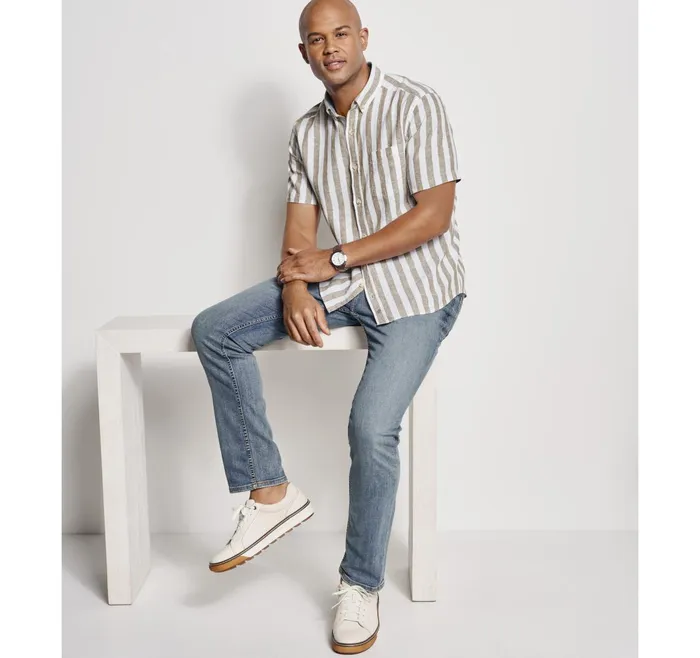 Men Stripe LinenBlend Shirt Brown Stripe JohnstonandMurphy ShortSleeve Shirts Men Stripe LinenBlend Shirt Brown Stripe JohnstonandMurphy ShortSleeve Shirts