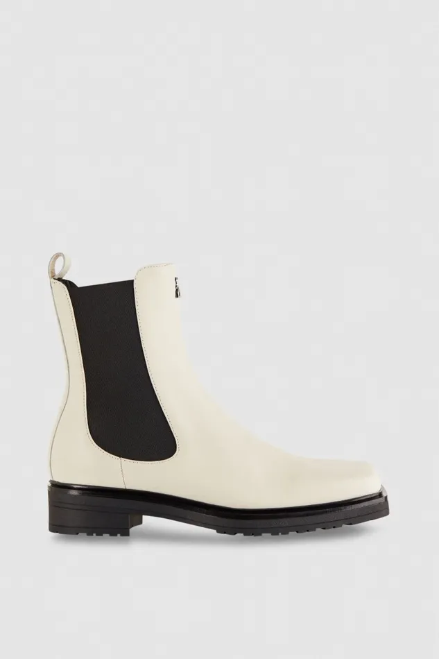 Patrizia Pepe Boots Leather Square Toe Beatles Boots White 8211 Women