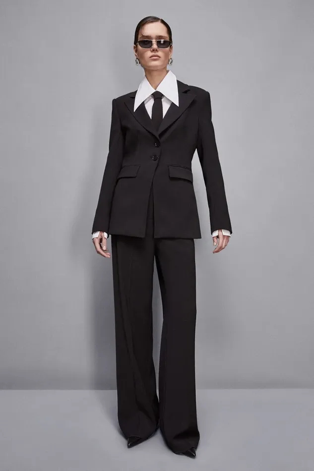 Patrizia Pepe Tailleur Essential Feminine Fit TwoButton Jacket Black 8211 Women