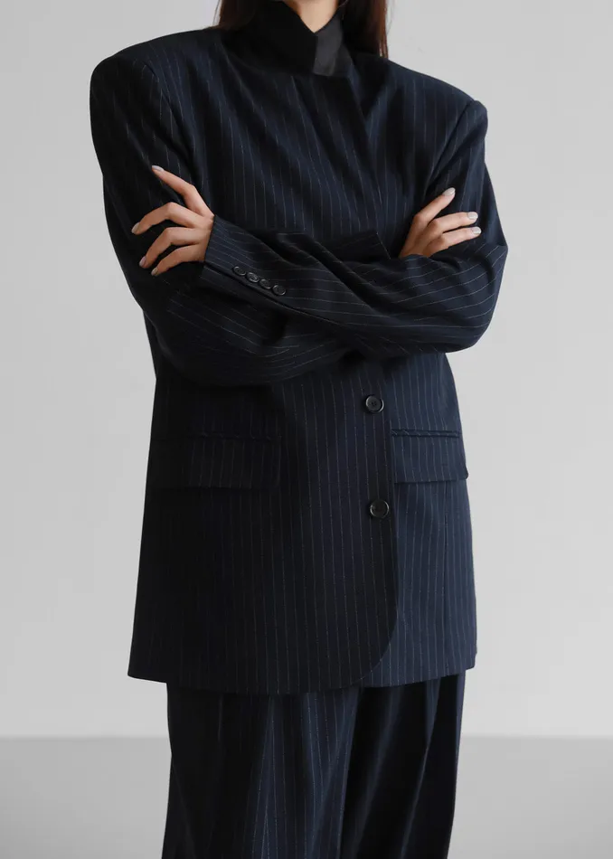 The Frankie Shop Outerwear Tansy Oversized Blazer 8211 Navy Pinstripe 8211 Women The Frankie Shop Outerwear Tansy Oversized Blazer 8211 Navy Pinstripe 8211 Women