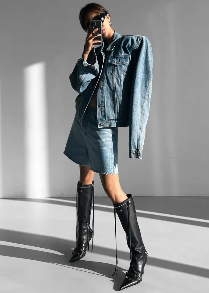 The Frankie Shop Outerwear Timothee Padded Denim Jacket 8211 Light Wash 8211 Women The Frankie Shop Outerwear Timothee Padded Denim Jacket 8211 Light Wash 8211 Women