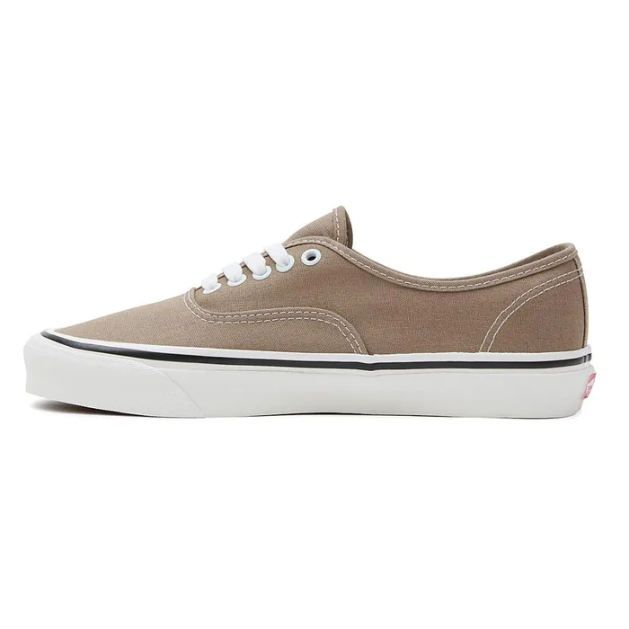 Vans Classics Men Anaheim Factory Authentic 44 DX Shoes Yellow