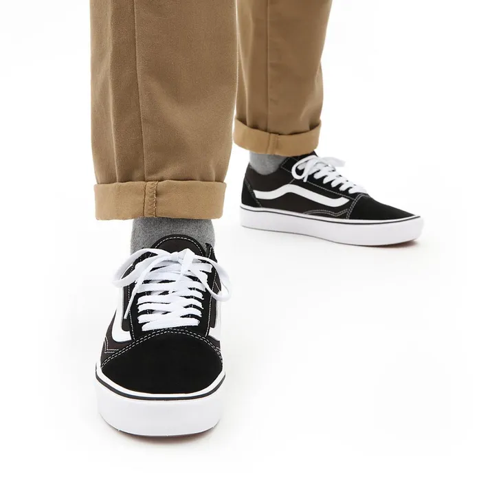 Vans Classics Men Comfycush Old Skool Shoes Black