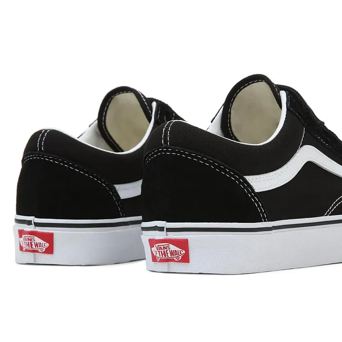 Vans Classics Men SuedeCanvas Old Skool Hook And Loop Shoes Black White
