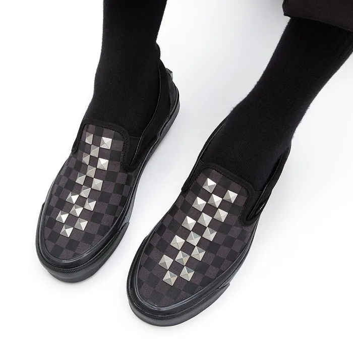Vans Classics Women Classic SlipOn 98 DX Shoes Black