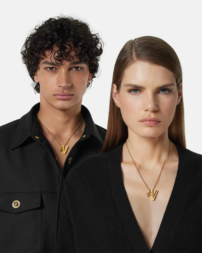 Versace V2025 Chain Necklace Light Gold WomenMen Necklaces