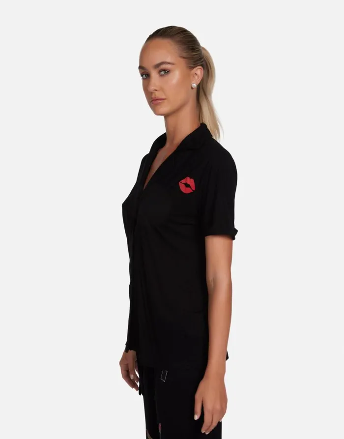 Women039s Waverly Lipstick Lip Black Lauren Moshi Short Sleeve