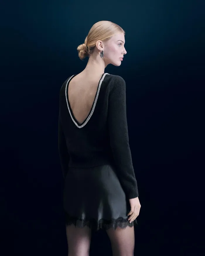 Women Cashmere Sweaters From Future Crewneck Rhinestone Backless Sweater Black