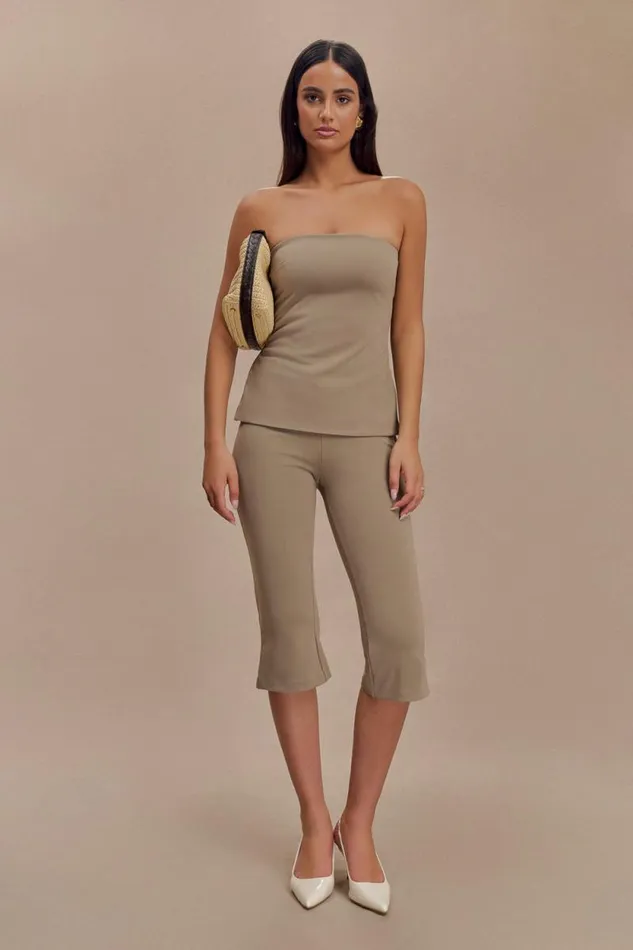 Women Meshki Bottoms Layla Flared Crepe Capri Pants 8211 Mushroom