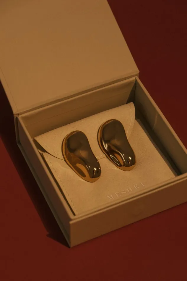 Women Meshki Jewellery Alicia Horizontal Earrings 8211 Gold