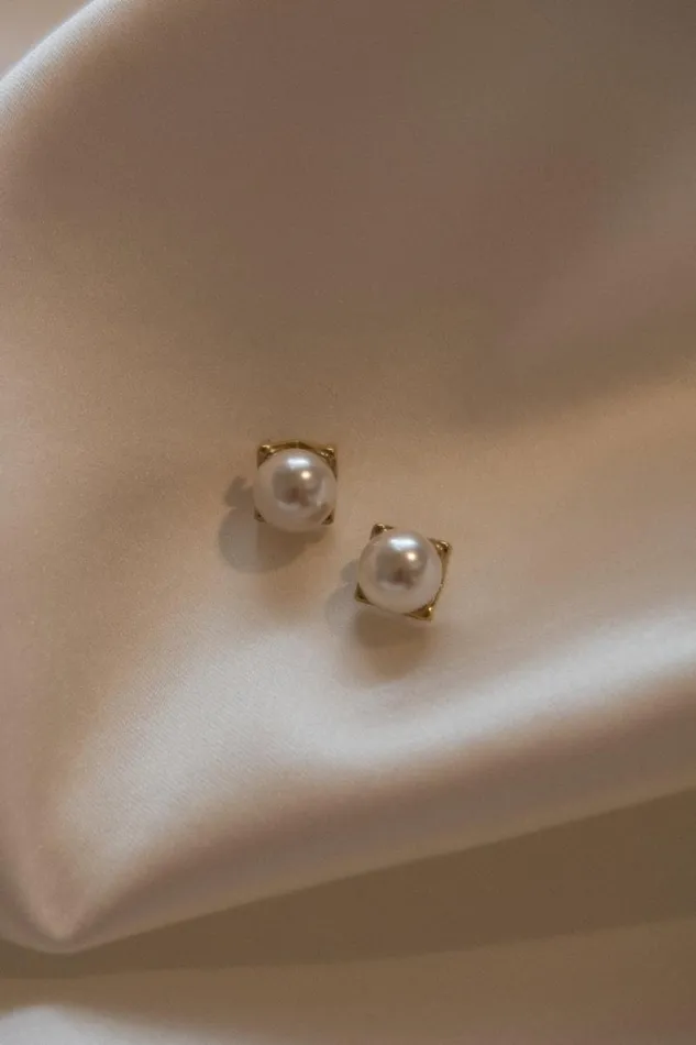 Women Meshki Jewellery Lovestruck Pearl Earrings 8211 Gold