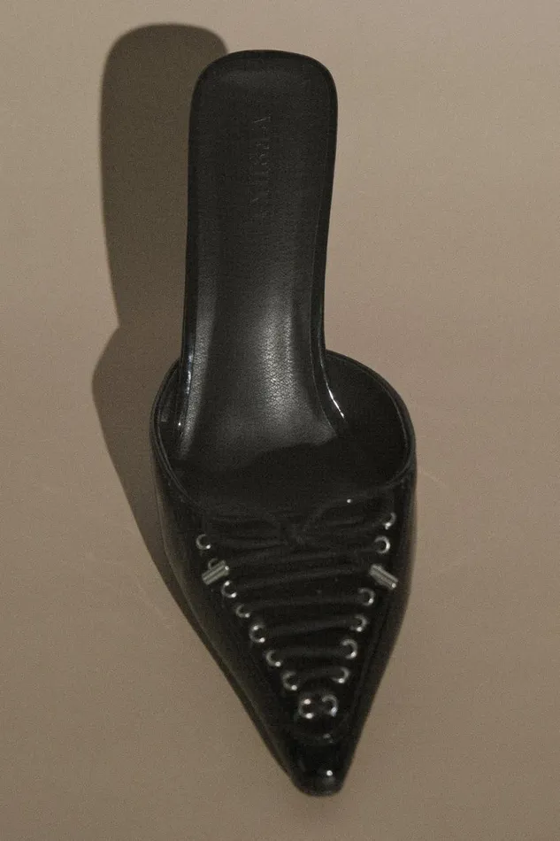 Women Meshki Shoes Joanne Patent Lace Up Heels 8211 Black