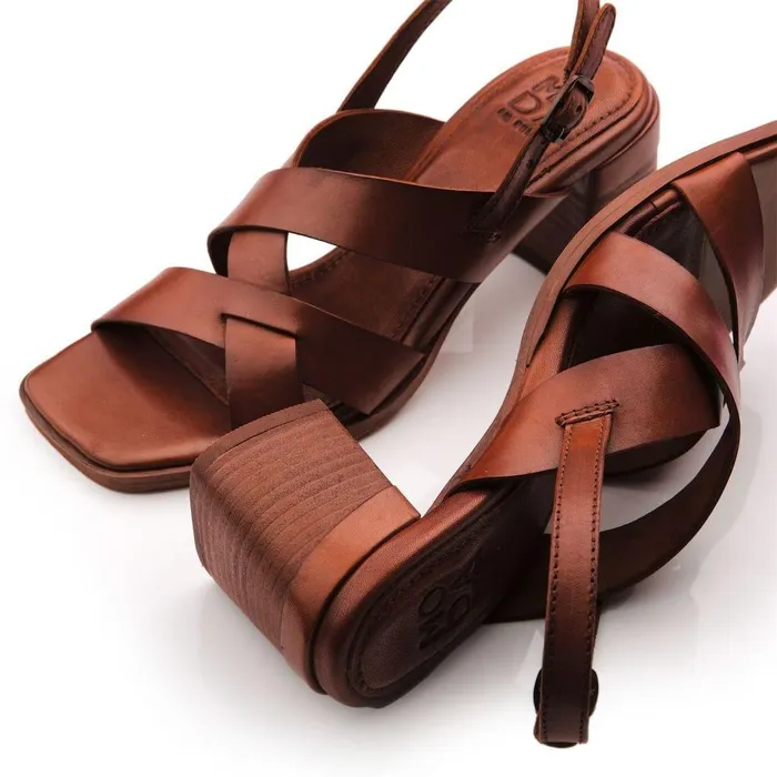 Women Moda In Pelle Heeled Sandals Leeana Tan Leather